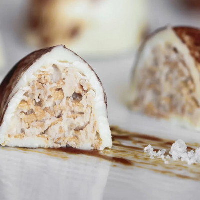 Праліне зі смаком солоної карамелі PRALIN DELICRISP CARAMEL FLEUR DE SEL tm "Irca" 5кг Праліне зі смаком солоної карамелі PRALIN DELICRISP CARAMEL FLEUR DE SEL tm "Irca" 5кг